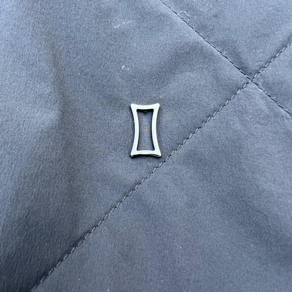 Kit and Ace Quilted Vest Sz M - Picture 4 of 7